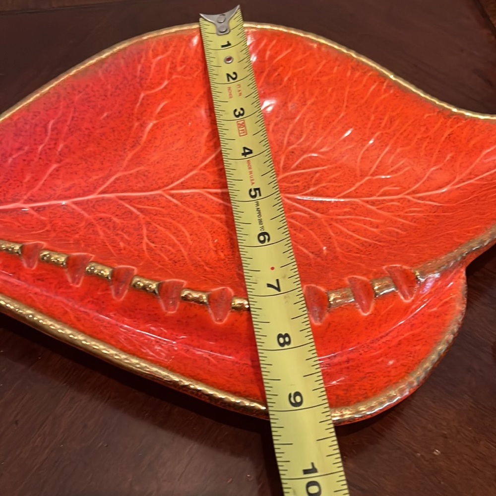 Vintage MCM Orange Leaf Shape Ashtray With Gold Flecks - Picture 6 of 9